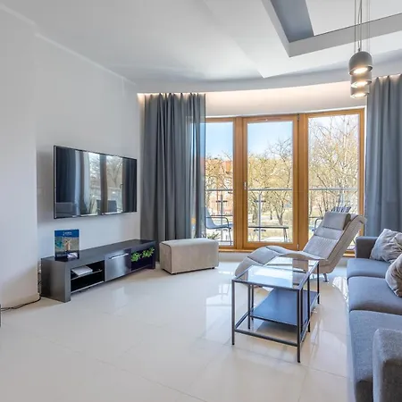 Ambria Apartments Platan Tower Swinoujscie Exterior photo