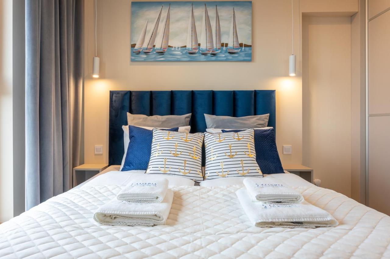 Ambria Platan Tower Apartment