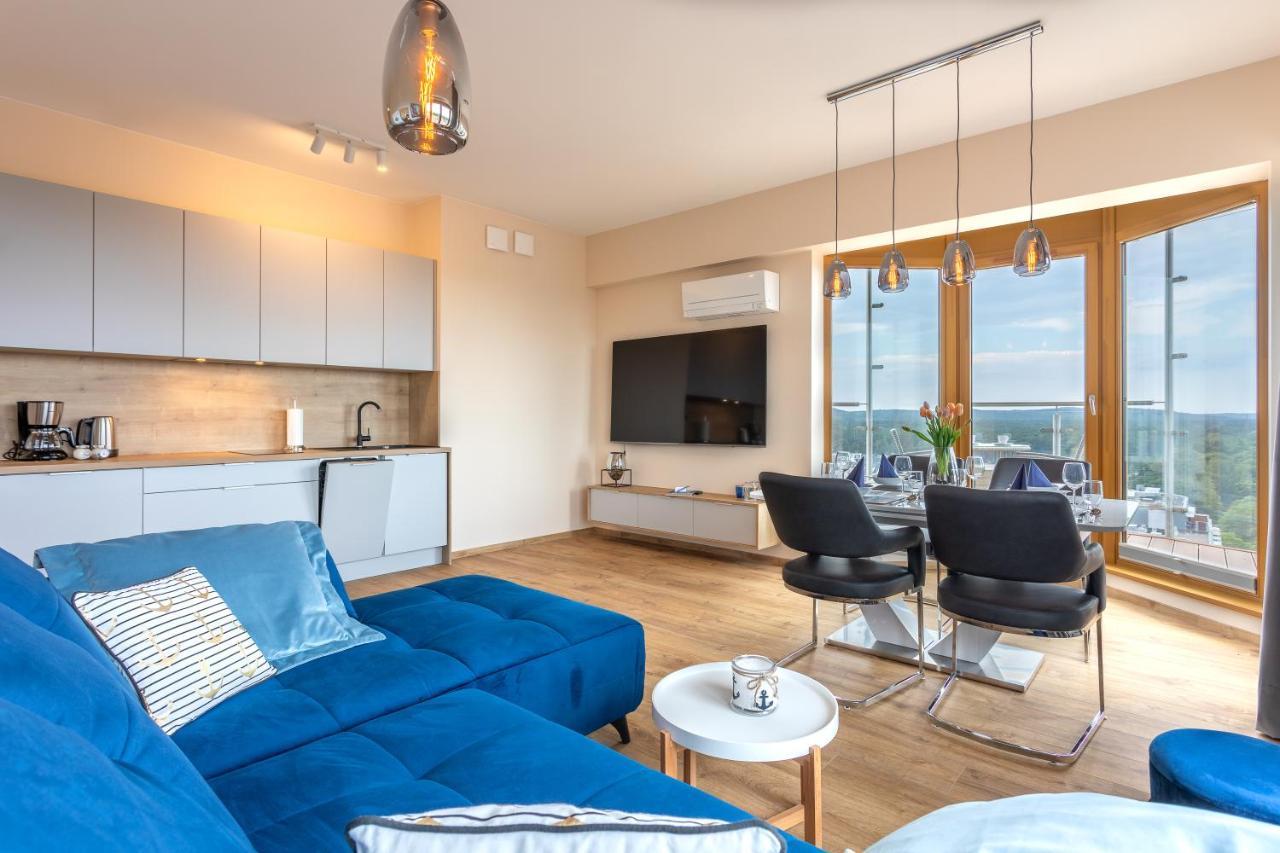 Ambria Platan Tower Apartment *