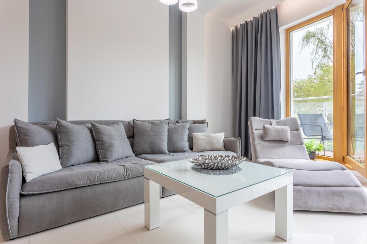 Ambria Platan Tower Apartment