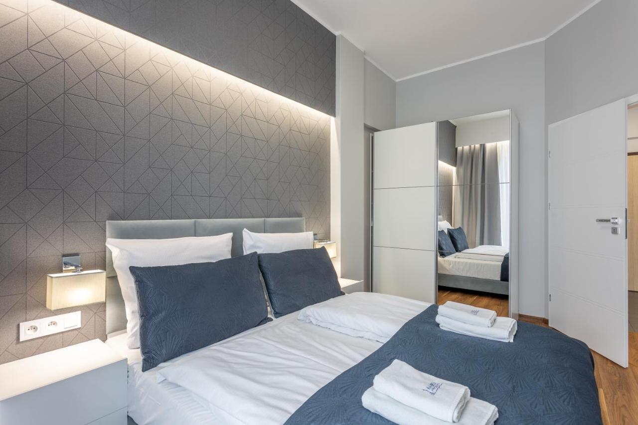 Ambria Platan Tower Apartment *