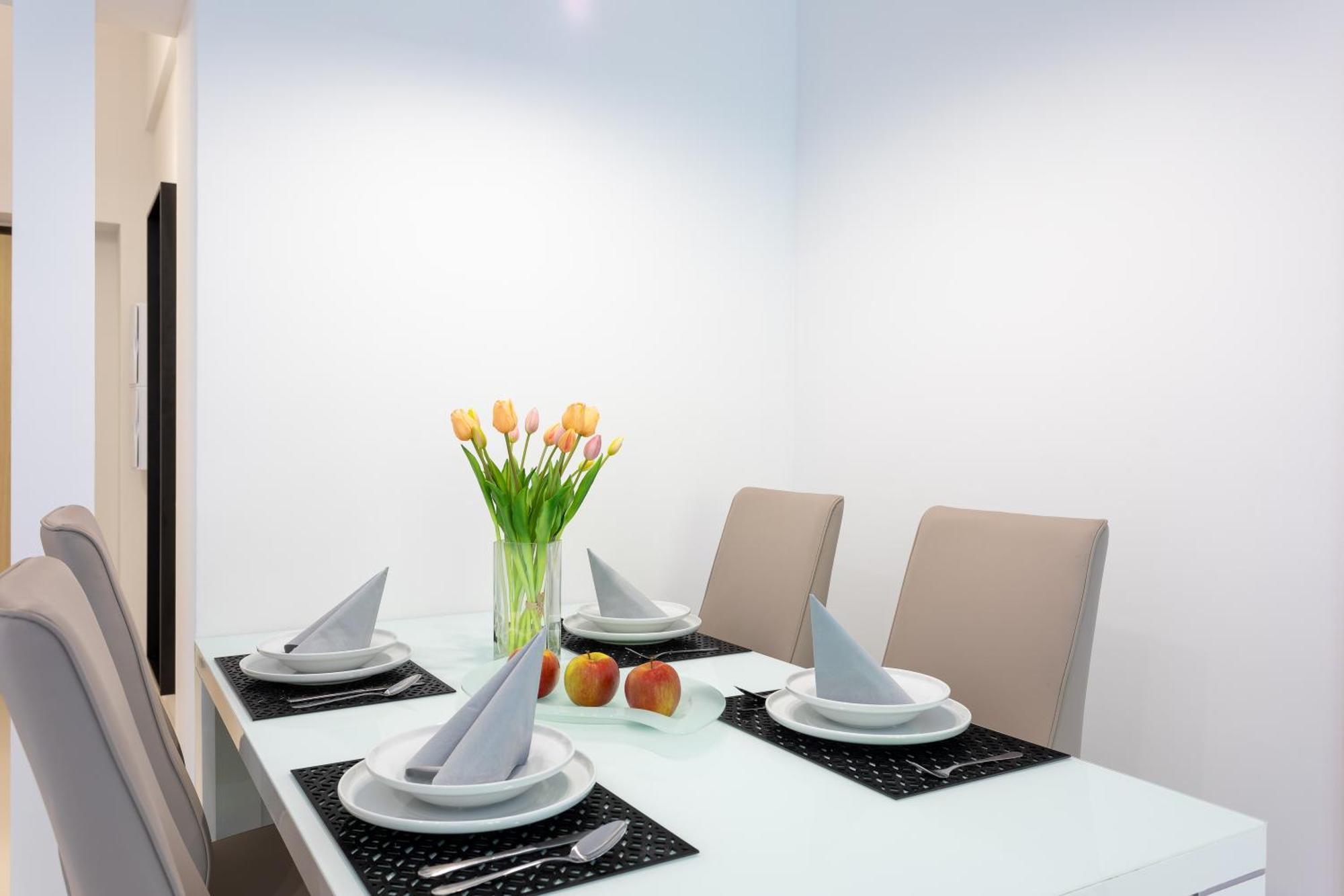 Ambria Platan Tower Apartment